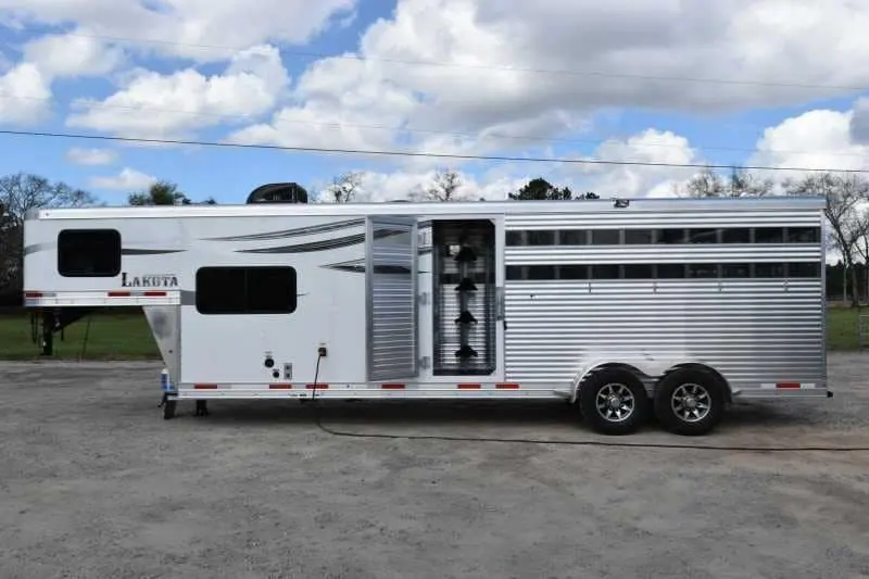 2018 Lakota Charger LQ Stock Trailer with 9' Short Wall