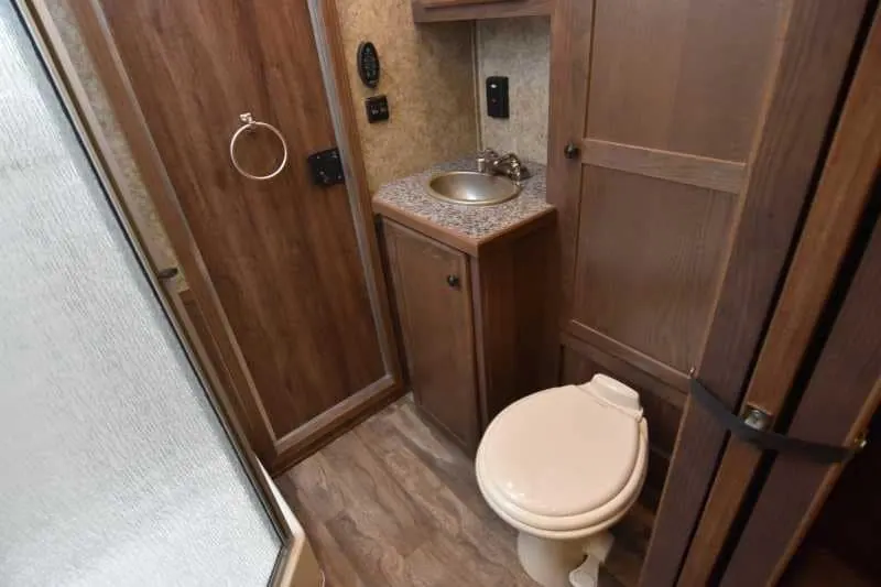 2018 Lakota Charger LQ Stock Trailer with 9' Short Wall