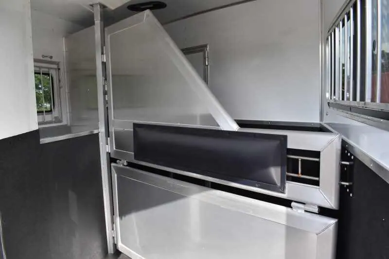 2020 Lakota Colt 8209SO 2 Horse Trailer with 9' Short Wall