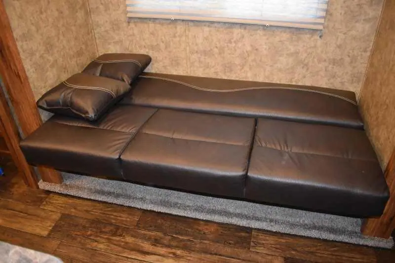 2020 Lakota Colt 8209SO 2 Horse Trailer with 9' Short Wall