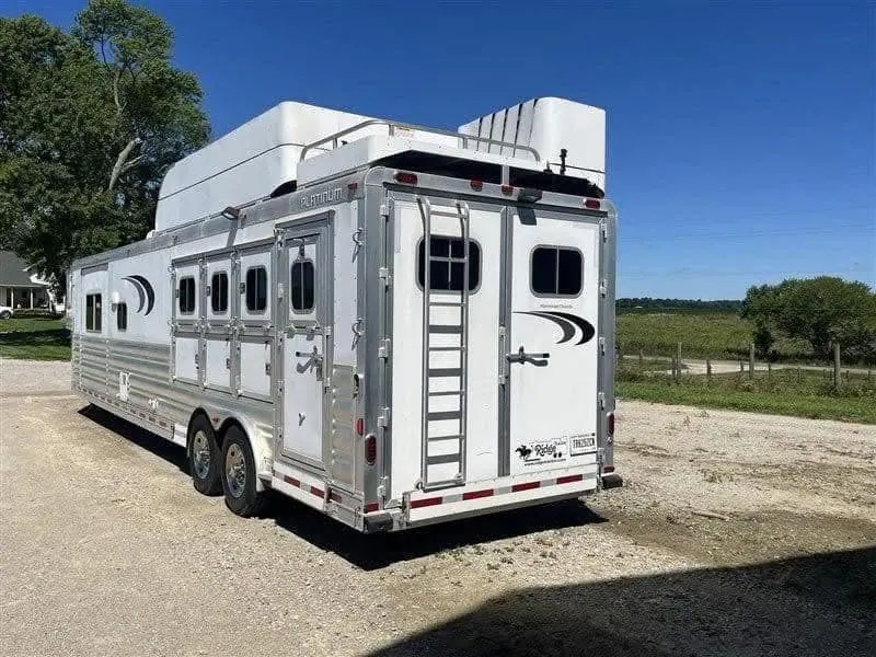 2016 Platinum 4 Horse Reverse Load Bunk Beds