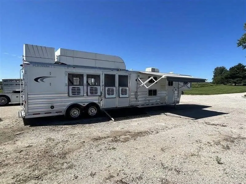 2016 Platinum 4 Horse Reverse Load Bunk Beds
