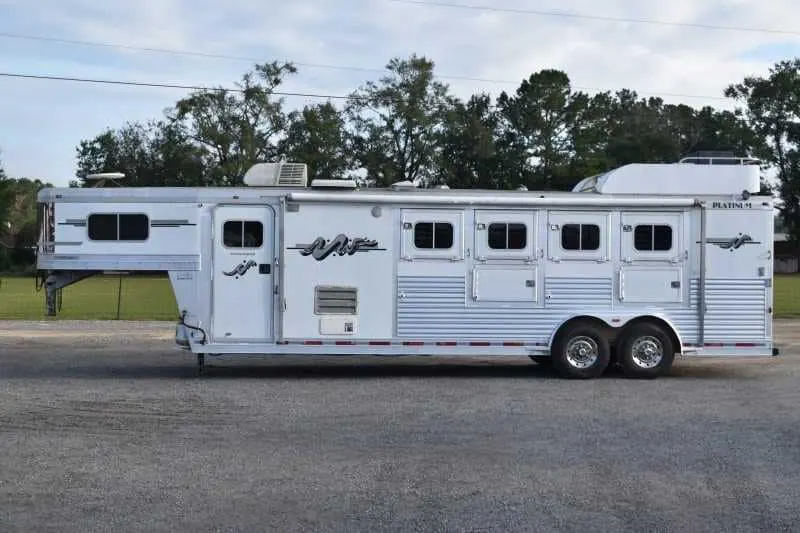 2006 Platinum 8410LQ 4 Horse Trailer with 9' Short Wall