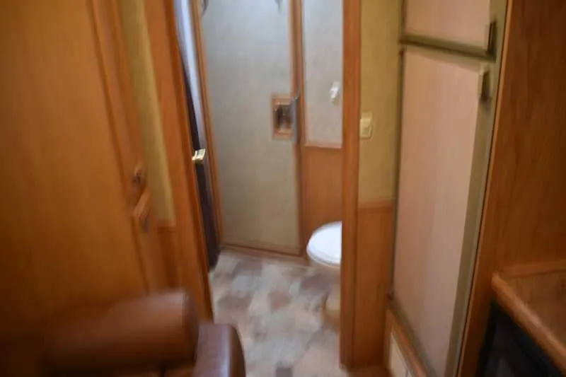 2006 Platinum 8410LQ 4 Horse Trailer with 9' Short Wall