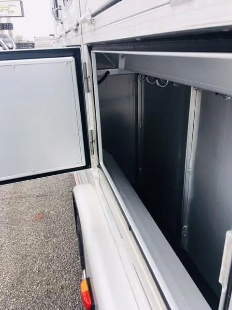 2018 Platinum Coach 3 Horse Bumper Pull