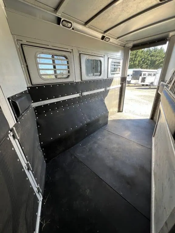 2009 Platinum Coach 3 H 16' SW w/Outlaw Conversion