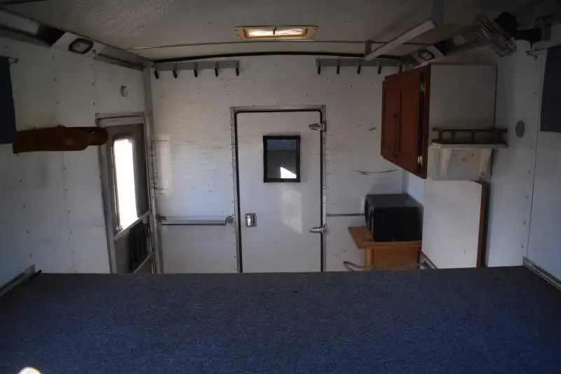 Used 1998 Silver Star 2HGN 2 Horse Trailer with 6' Short Wall