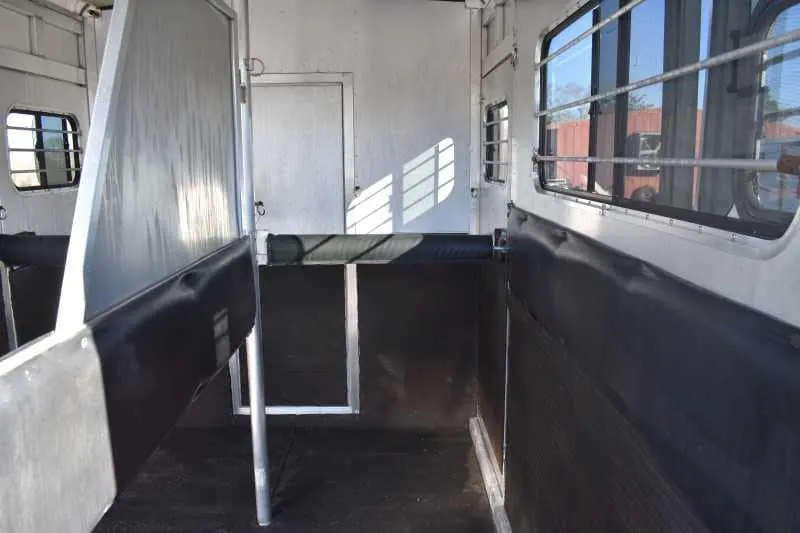 Used 1998 Silver Star 2HGN 2 Horse Trailer with 6' Short Wall