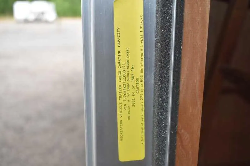 2020 SMC SL8418SCEBUG 4 Horse Trailer with 18 Short Wall