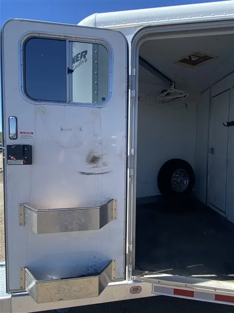2000 Sooner 4 Horse Bumper Pull Super Clean