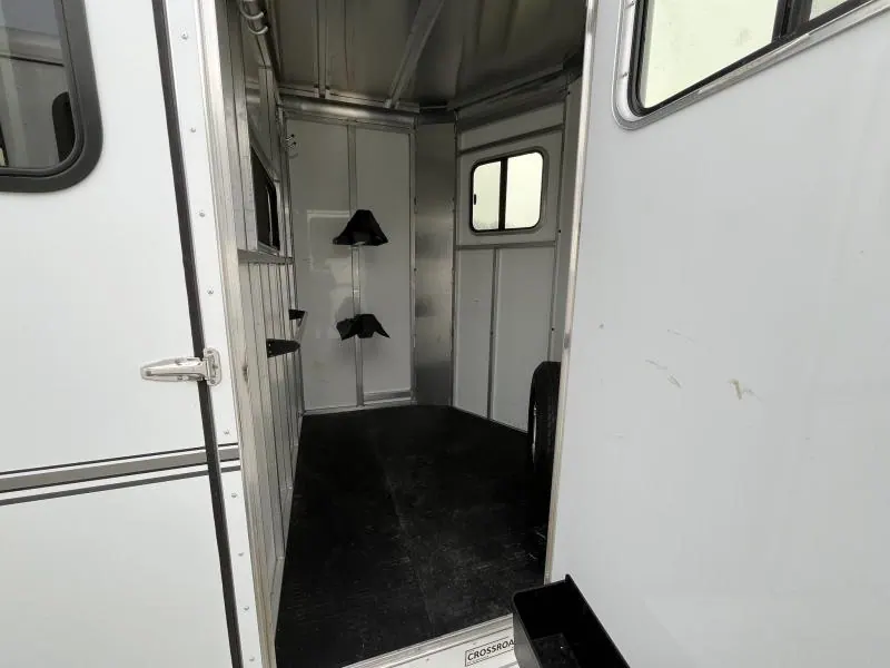 2019 Sundowner Charter 2 Horse Charter Bumper Pull