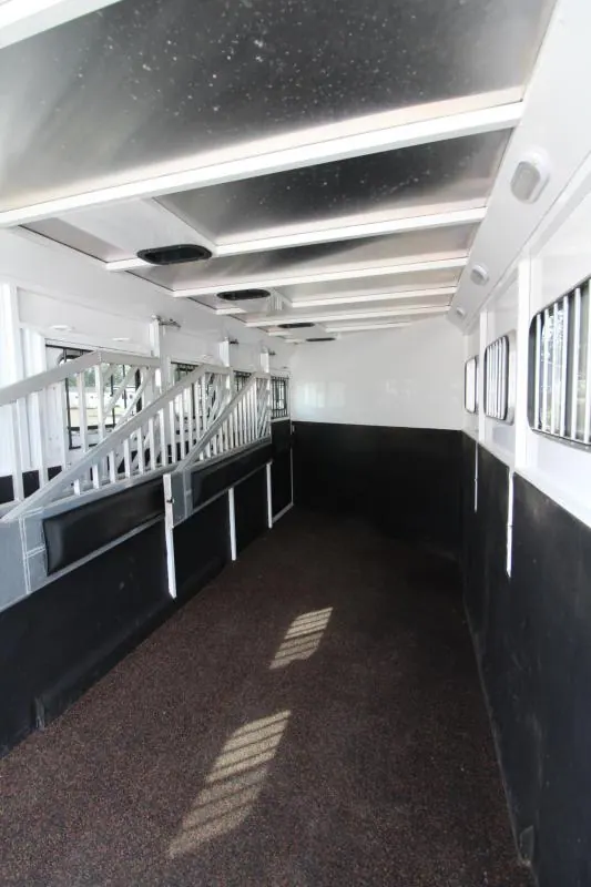 2019 Trails West Manufacturing Classic II 4 Horse Trailer